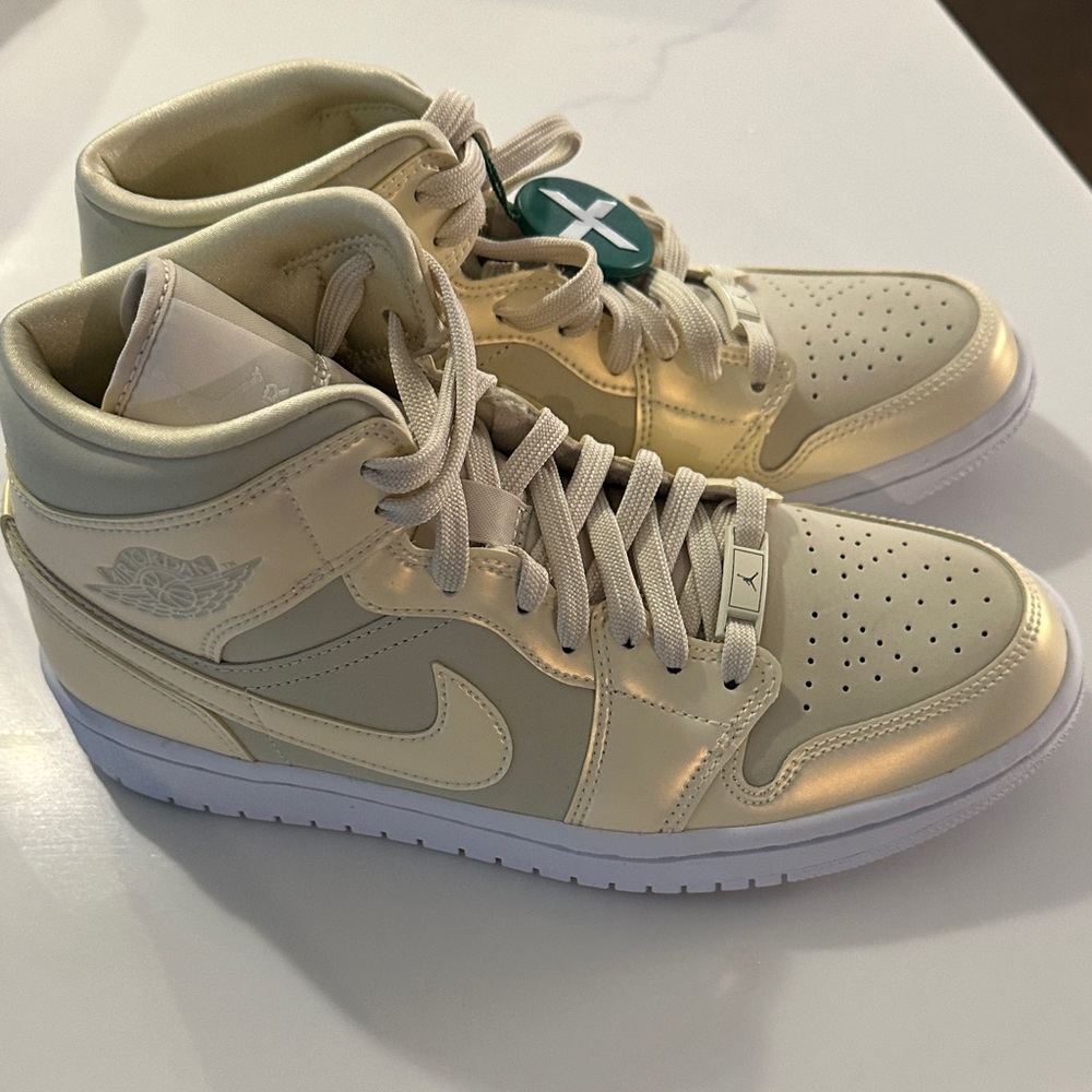 Nike Gold and Cream Women's Sneakers